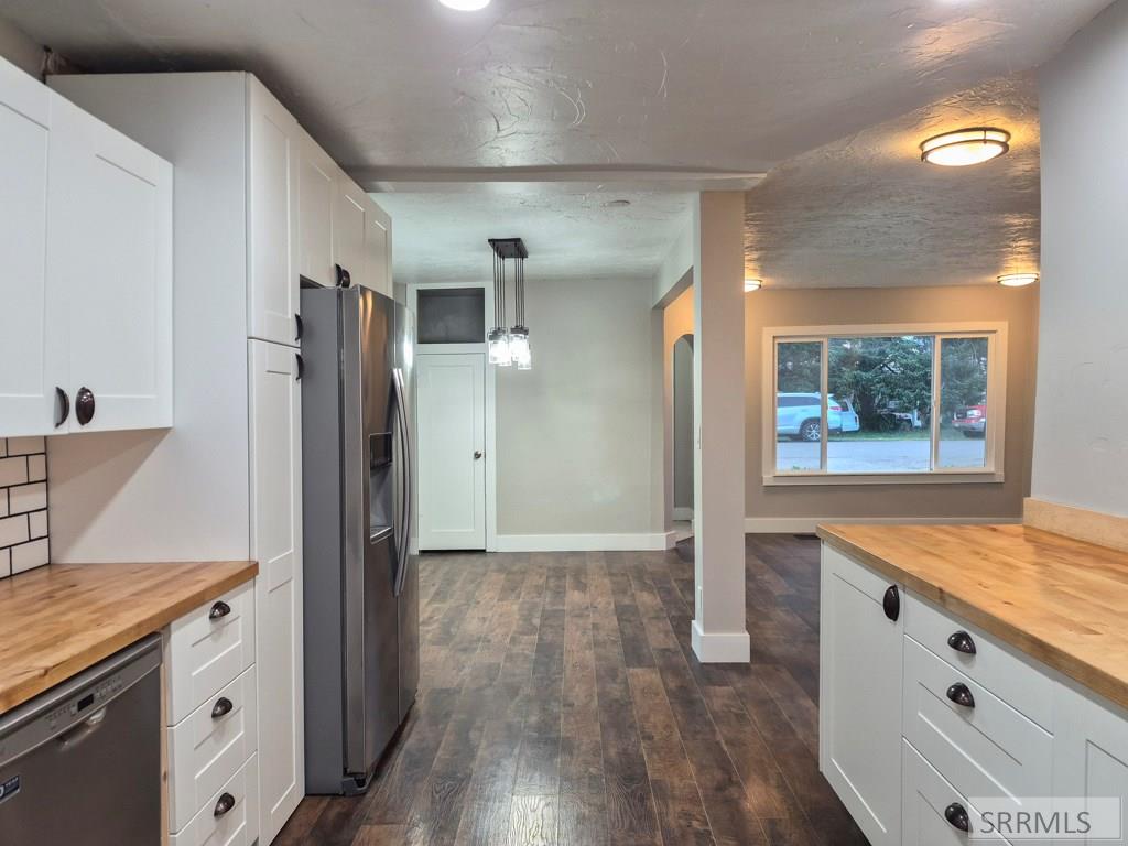 862 Highland Street Property Photo 15