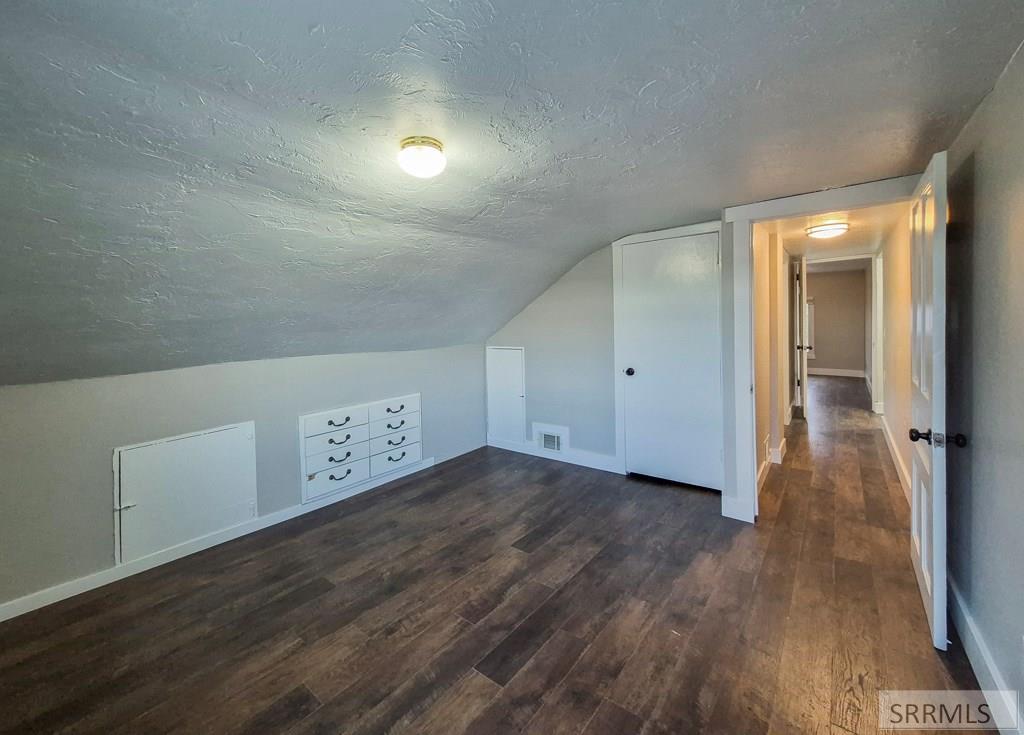862 Highland Street Property Photo 34