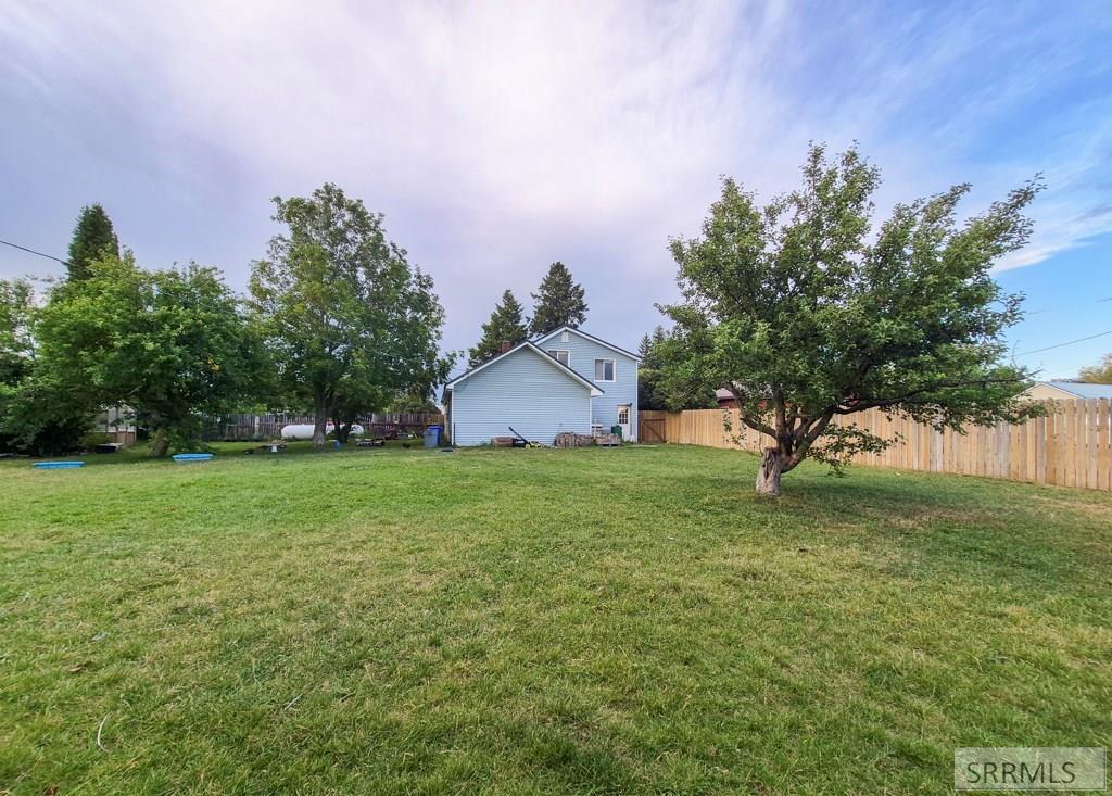 862 Highland Street Property Photo 43