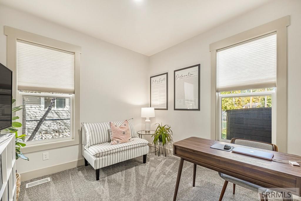 520 J Street Property Photo 18