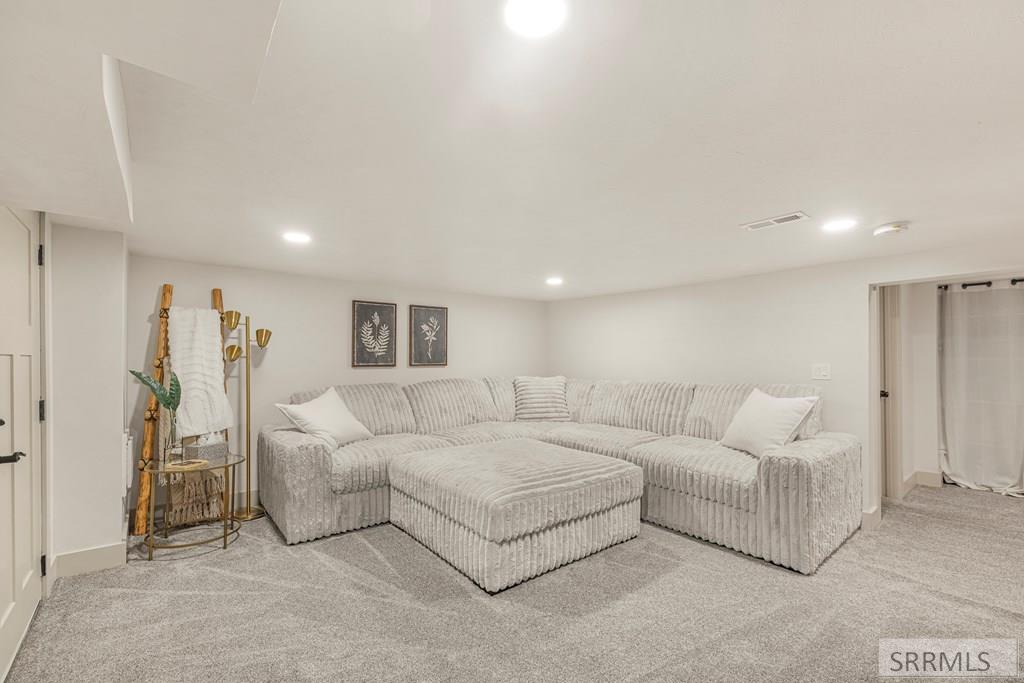 520 J Street Property Photo 28