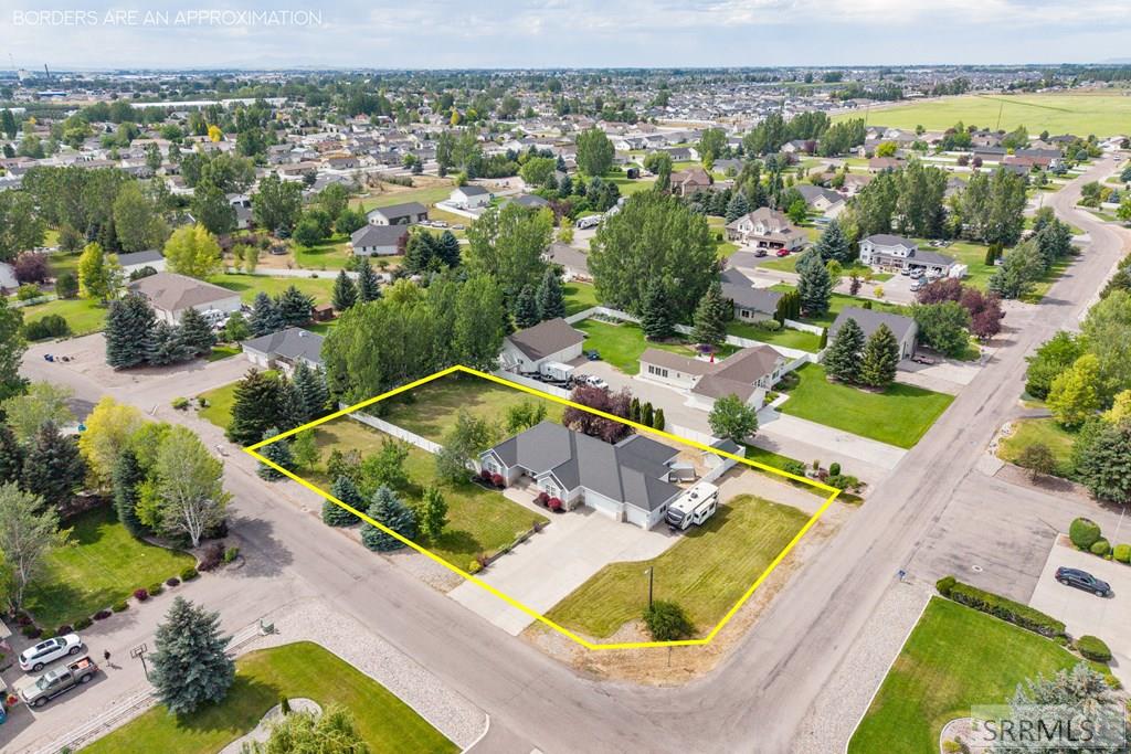 4679 E Wind River Drive Property Photo 3