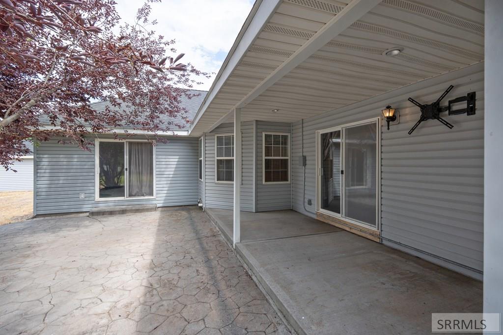 4679 E Wind River Drive Property Photo 5
