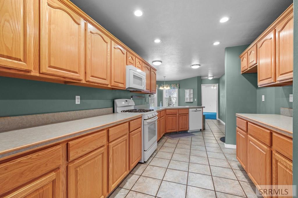 4679 E Wind River Drive Property Photo 16