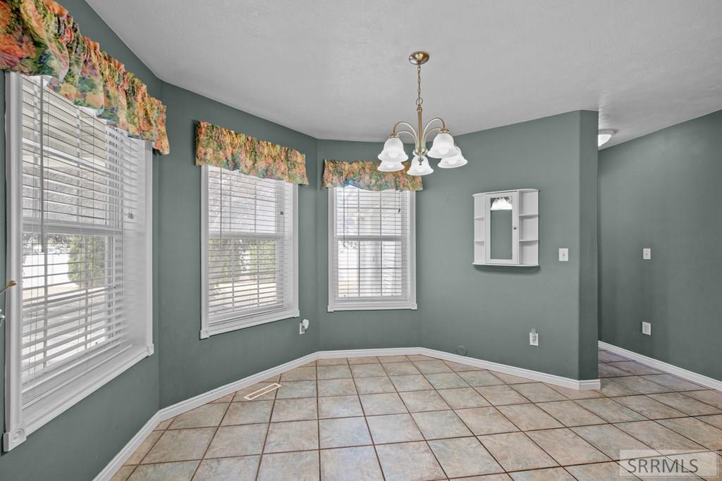 4679 E Wind River Drive Property Photo 20