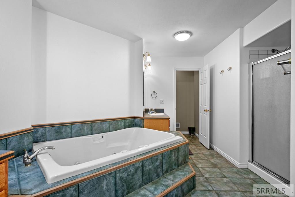 4679 E Wind River Drive Property Photo 25