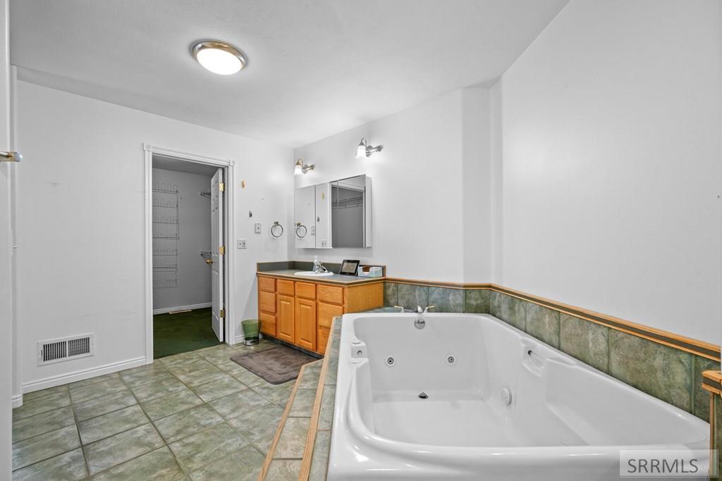 4679 E Wind River Drive Property Photo 26