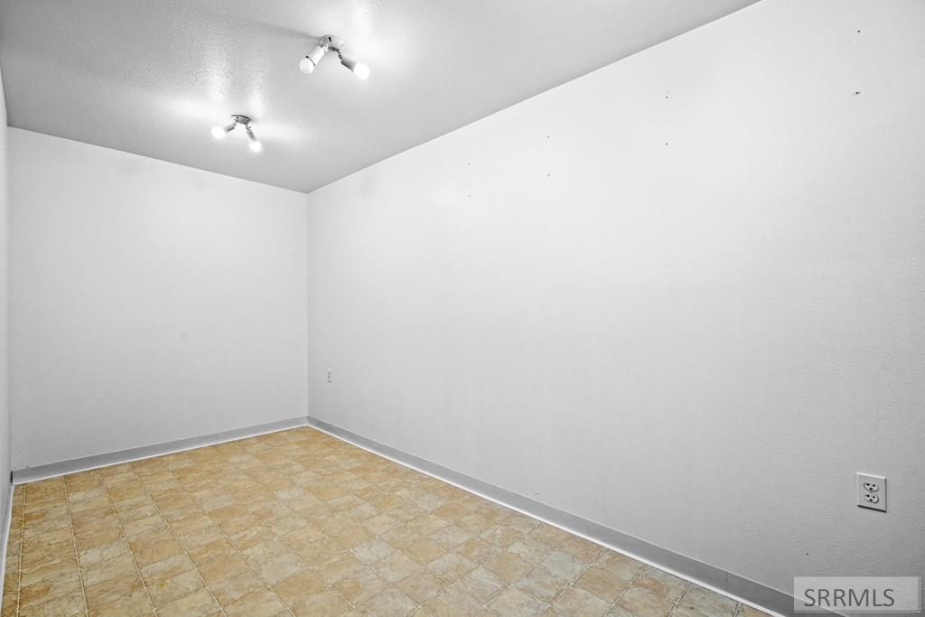 4679 E Wind River Drive Property Photo 42