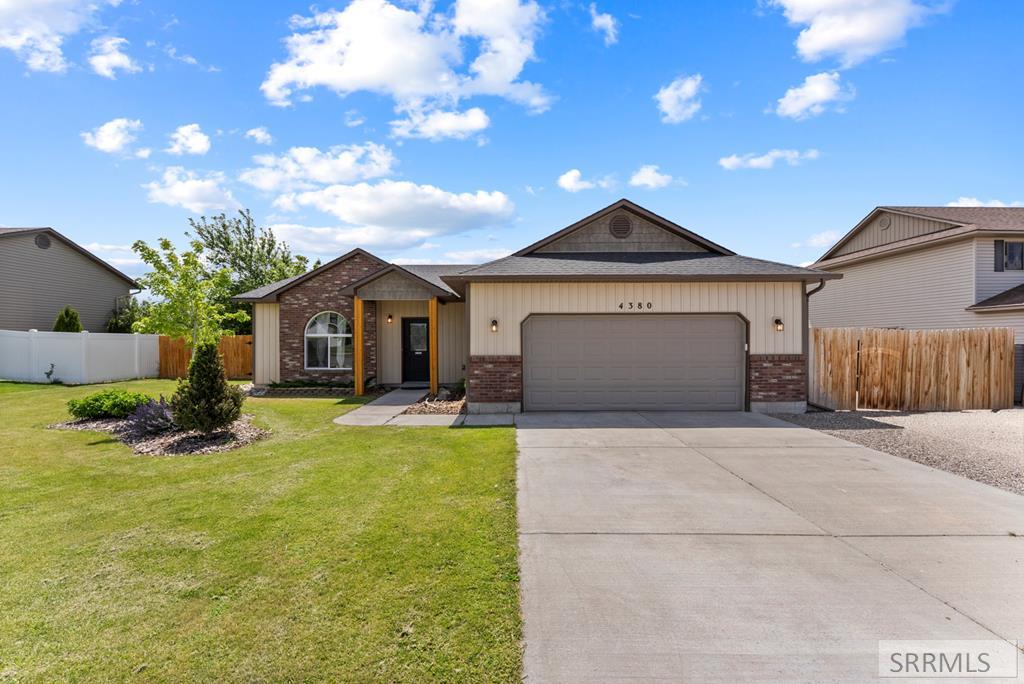 4380 High Desert Drive Property Photo 1