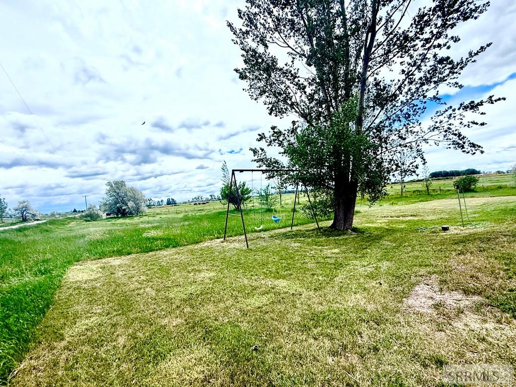 709 N 3400 E Property Photo 7