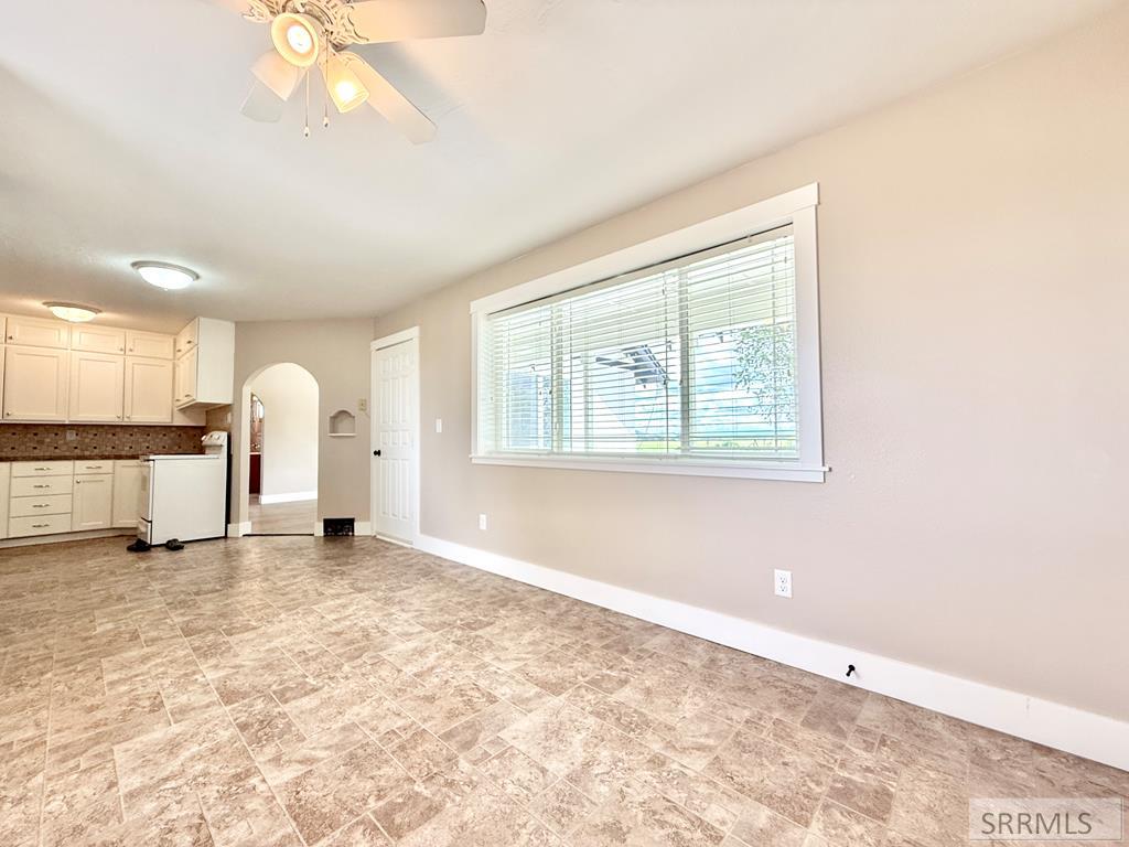 709 N 3400 E Property Photo 15