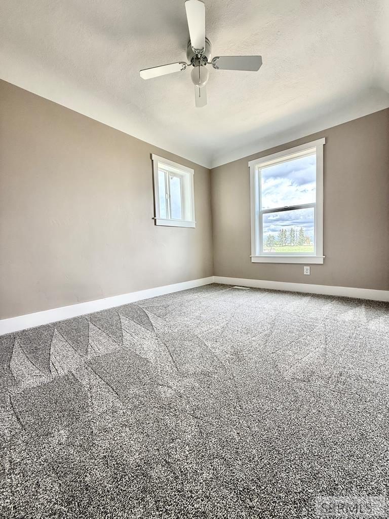 709 N 3400 E Property Photo 19