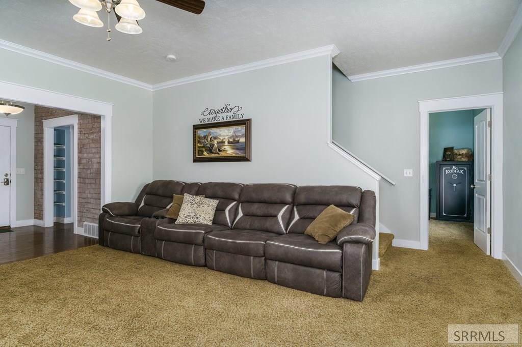 182 Merrill Way Property Photo 14