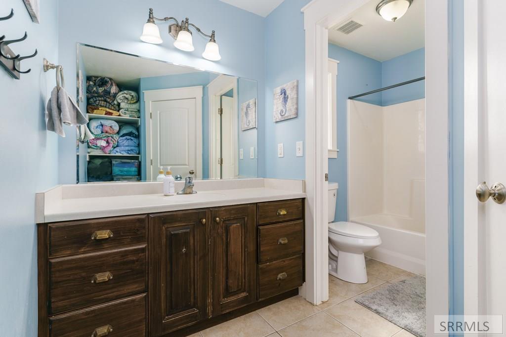 182 Merrill Way Property Photo 25