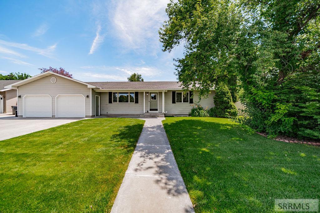 3075 Chaparral Drive Property Photo 1