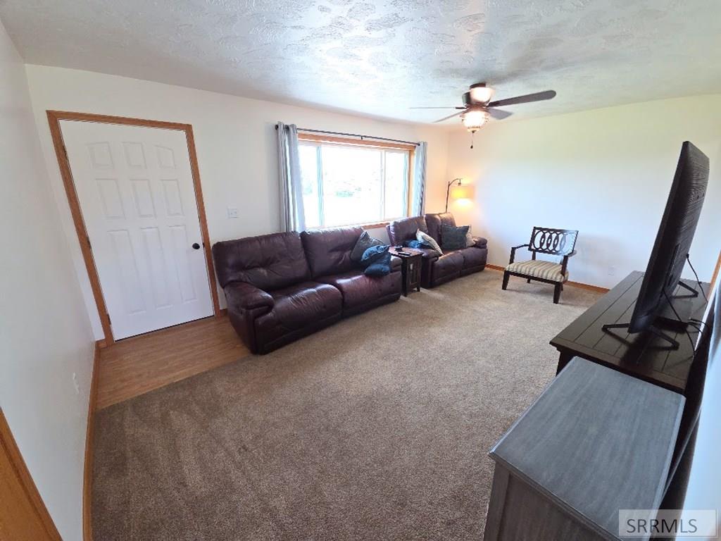 1518 N 790 East Property Photo 3