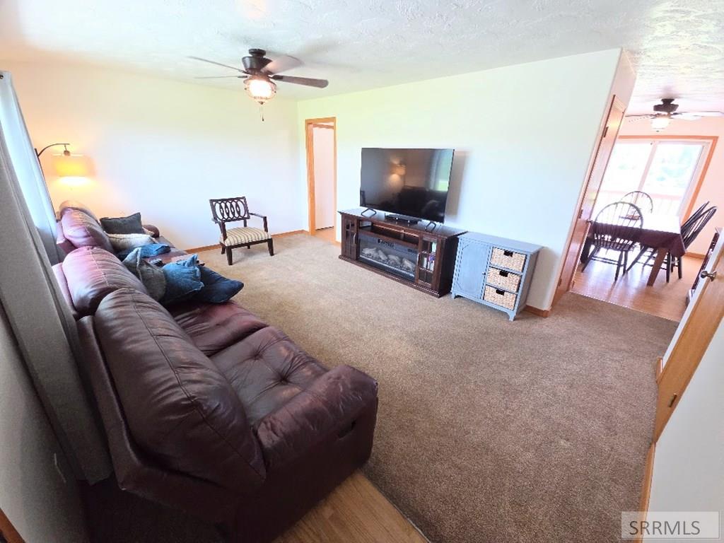 1518 N 790 East Property Photo 4