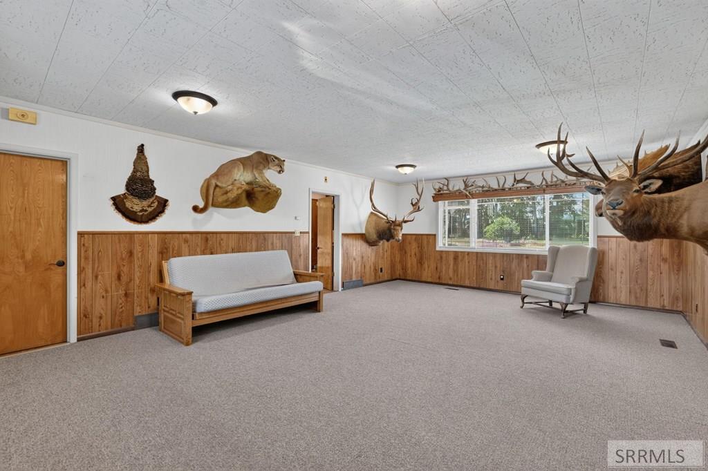 1385 S Shilling Avenue Property Photo 19