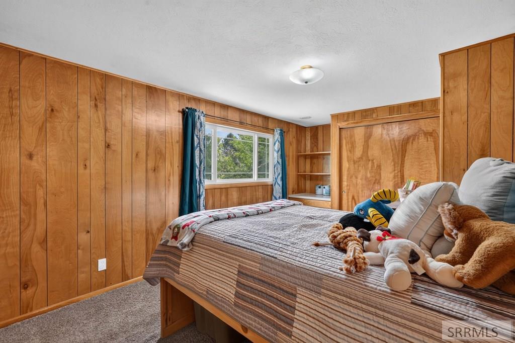 1385 S Shilling Avenue Property Photo 28