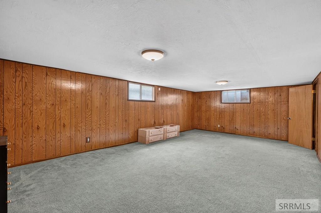 1385 S Shilling Avenue Property Photo 38