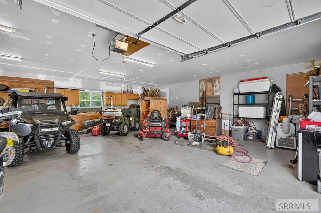 1385 S Shilling Avenue Property Photo 46