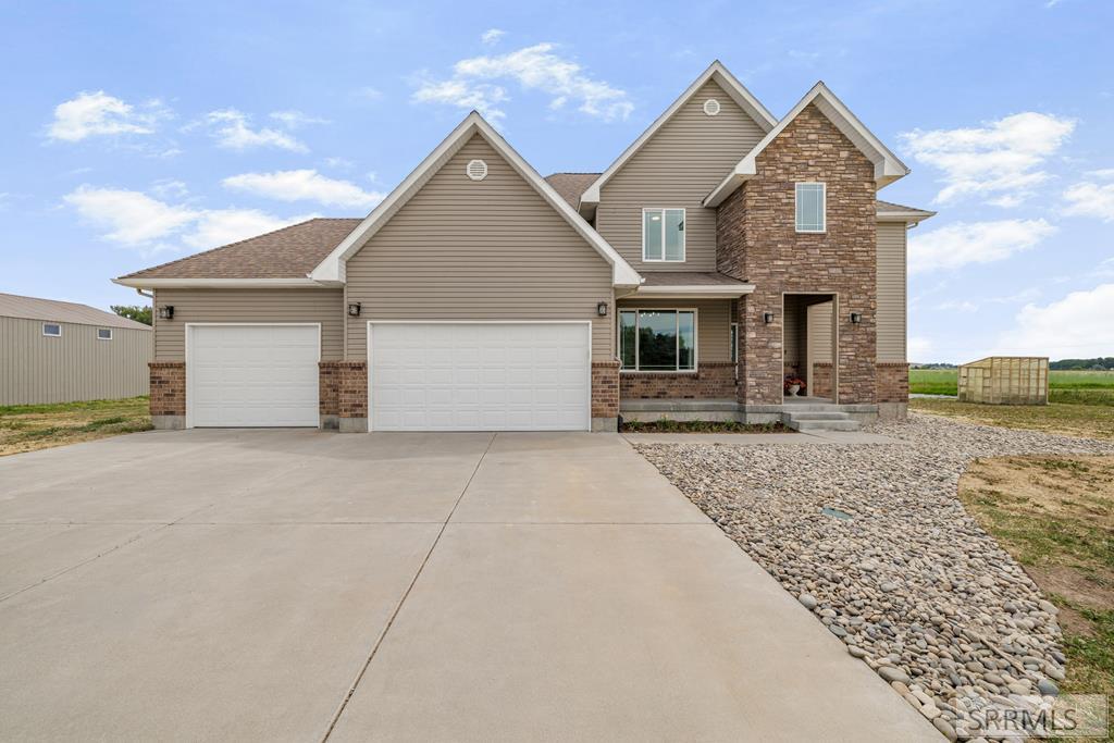 772 N 1080 E Property Photo 3