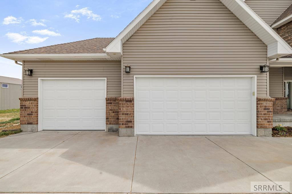 772 N 1080 E Property Photo 4