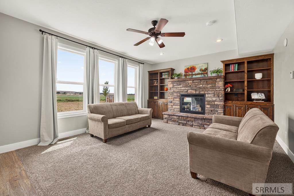 772 N 1080 E Property Photo 6