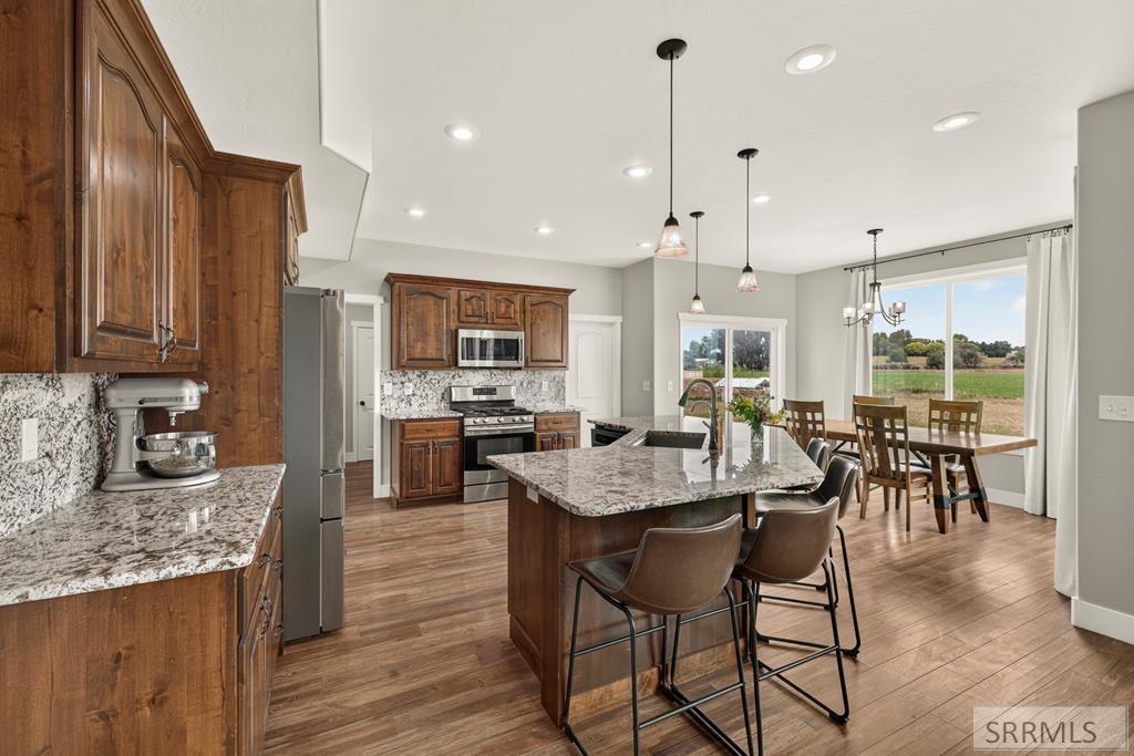 772 N 1080 E Property Photo 10