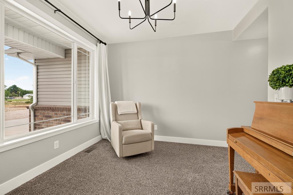 772 N 1080 E Property Photo 14