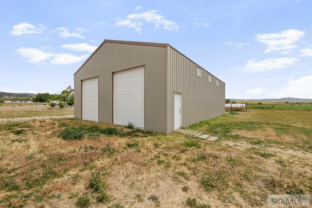 772 N 1080 E Property Photo 45