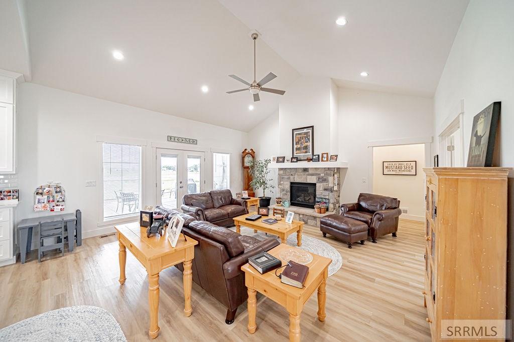 4116 E 206 N Property Photo 12
