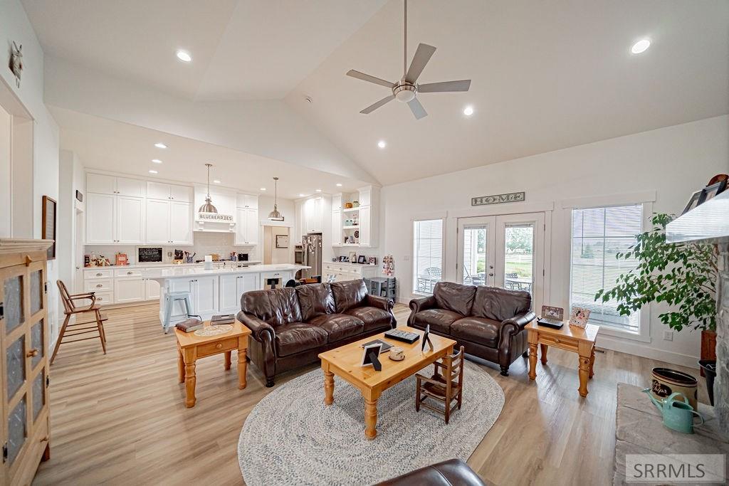 4116 E 206 N Property Photo 15