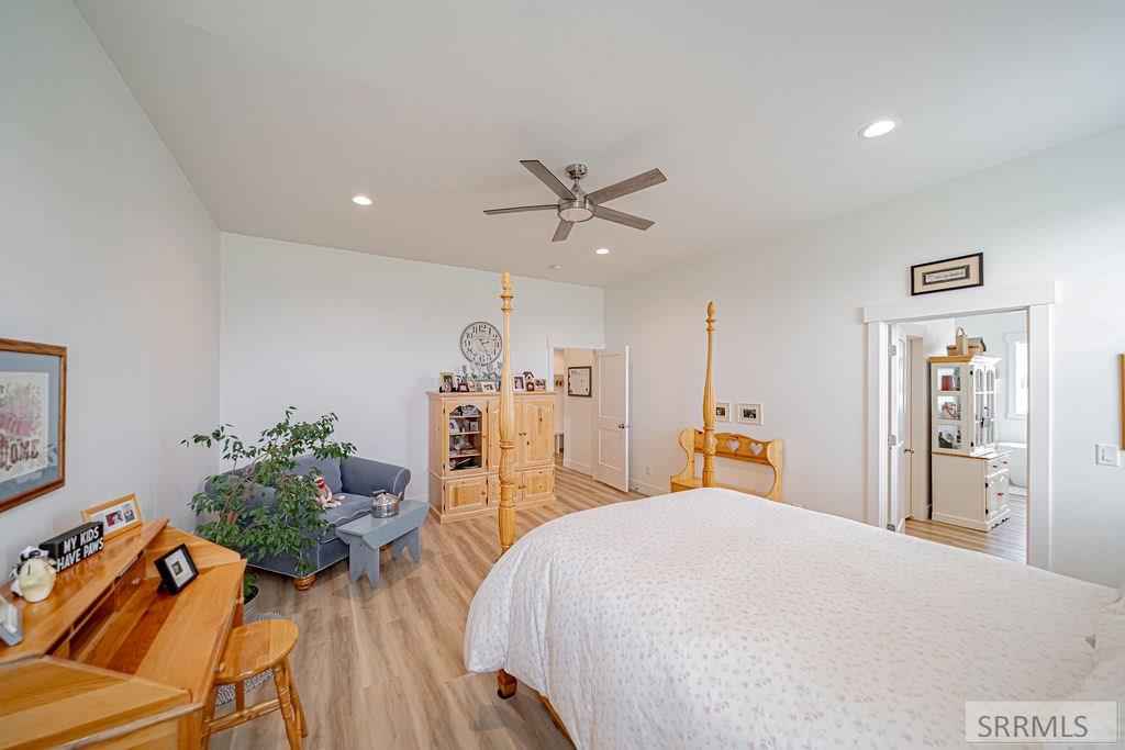 4116 E 206 N Property Photo 38