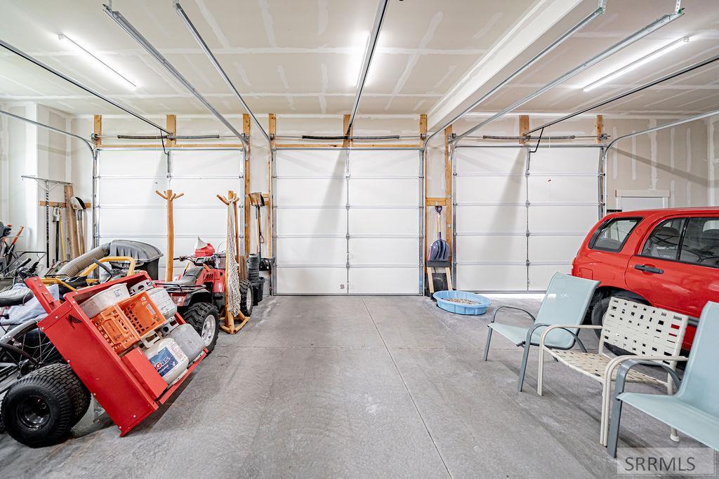 4116 E 206 N Property Photo 65