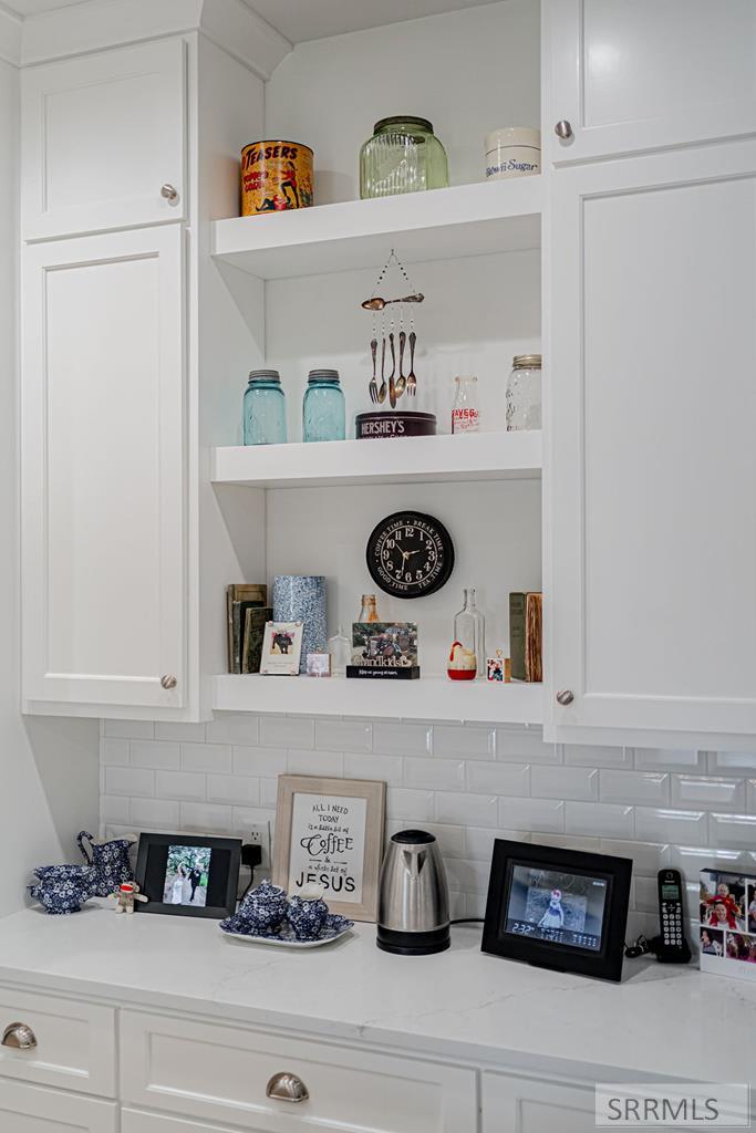 4116 E 206 N Property Photo 72