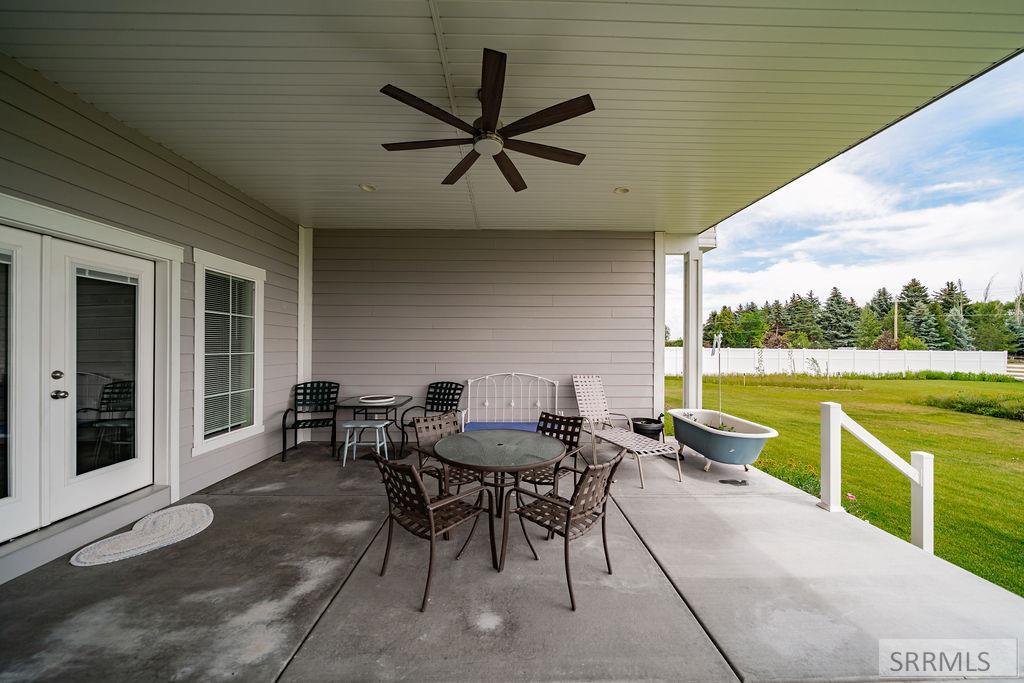 4116 E 206 N Property Photo 76