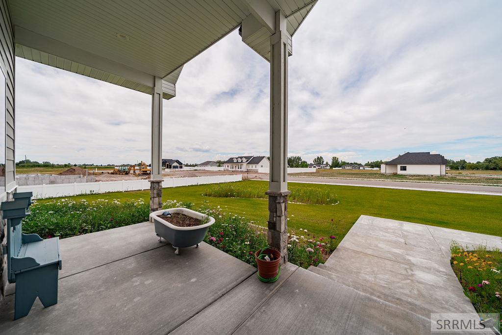 4116 E 206 N Property Photo 83