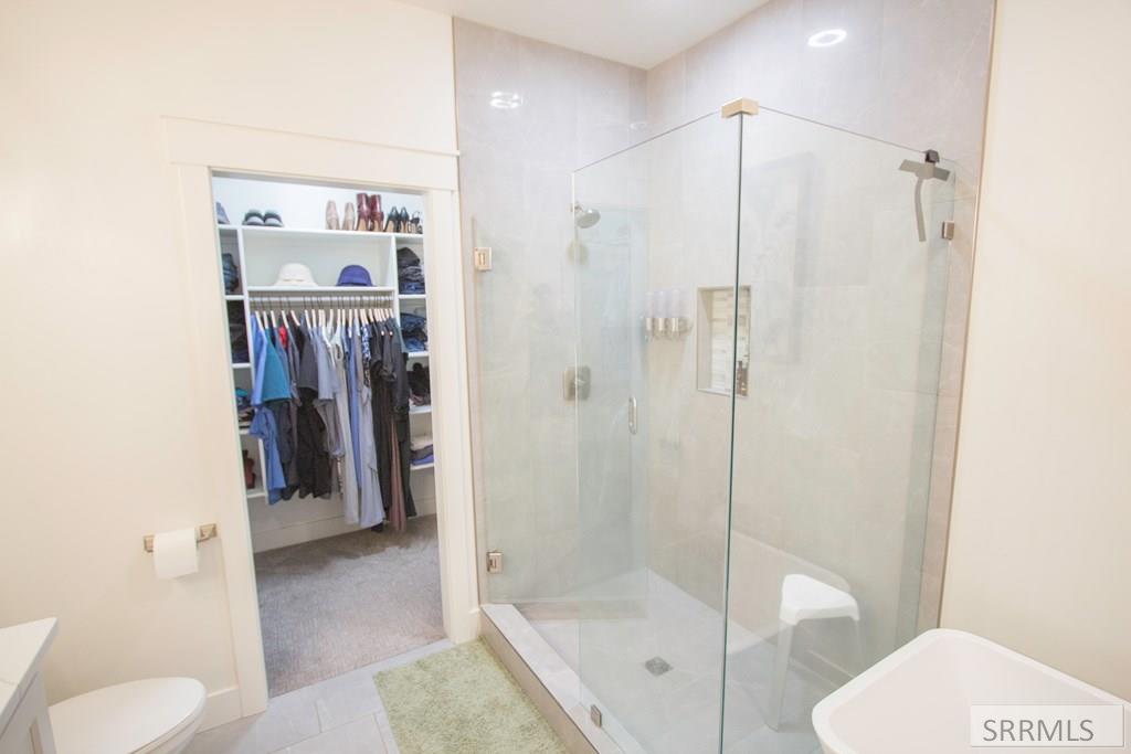 4900 Torcello Drive Property Photo 36