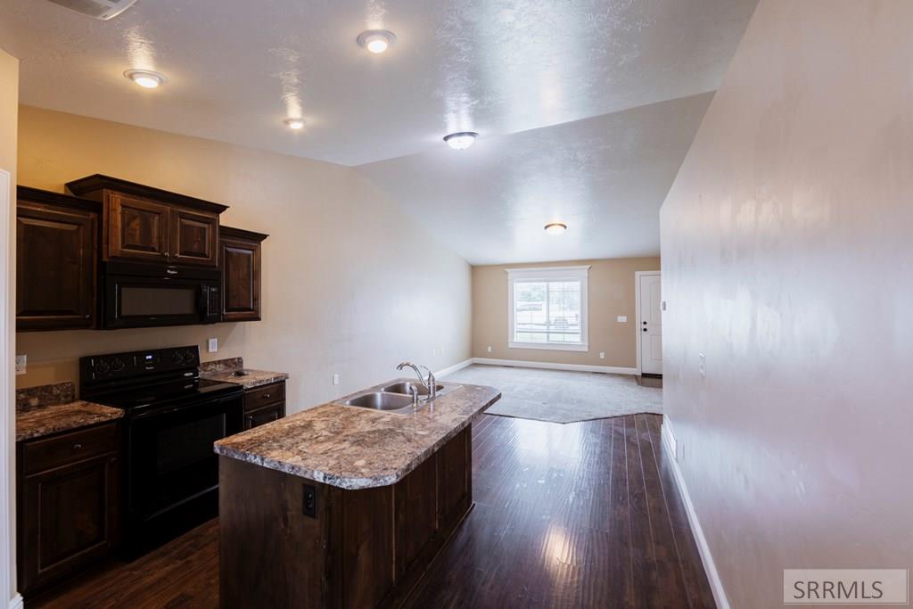 4261 Liberty Drive Property Photo 9