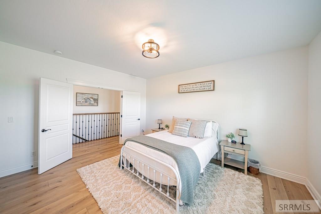 4311 E 265 N Property Photo 34