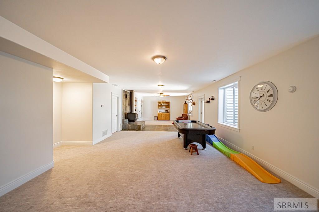 4311 E 265 N Property Photo 52