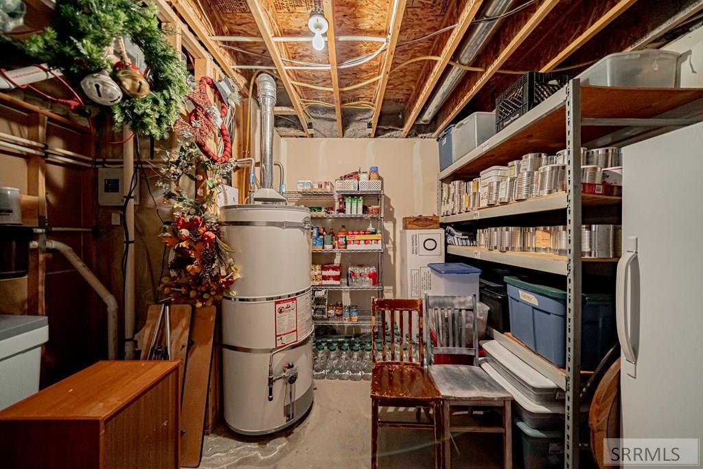 4311 E 265 N Property Photo 65