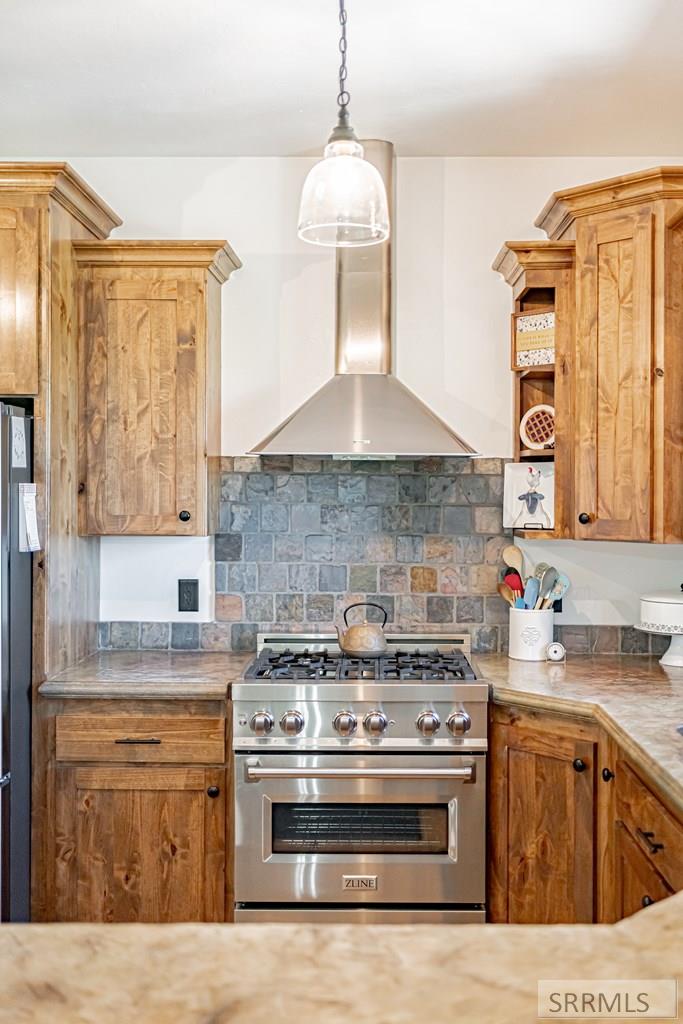 4311 E 265 N Property Photo 69