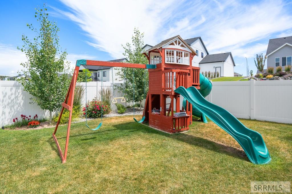 5276 Rock Hollow Lane Property Photo 8