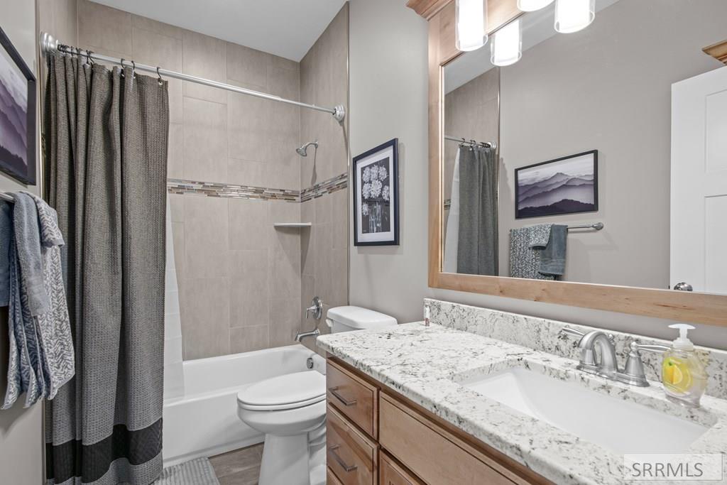 5276 Rock Hollow Lane Property Photo 18