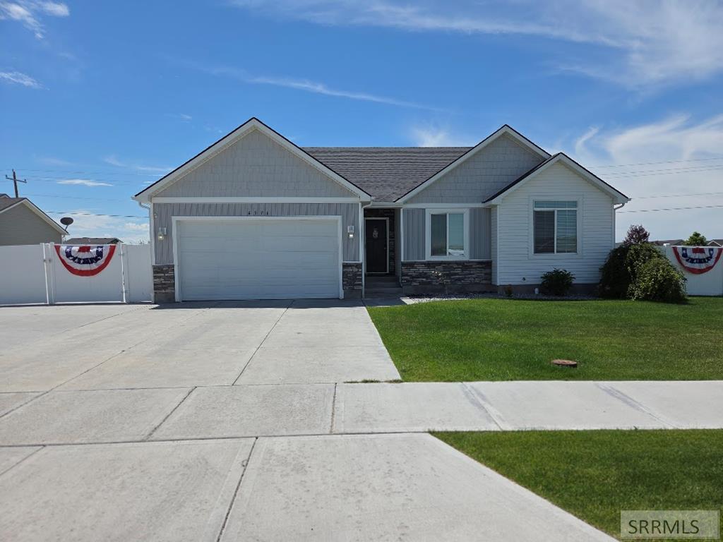 4376 E Saint Arbor Lane Property Photo 1