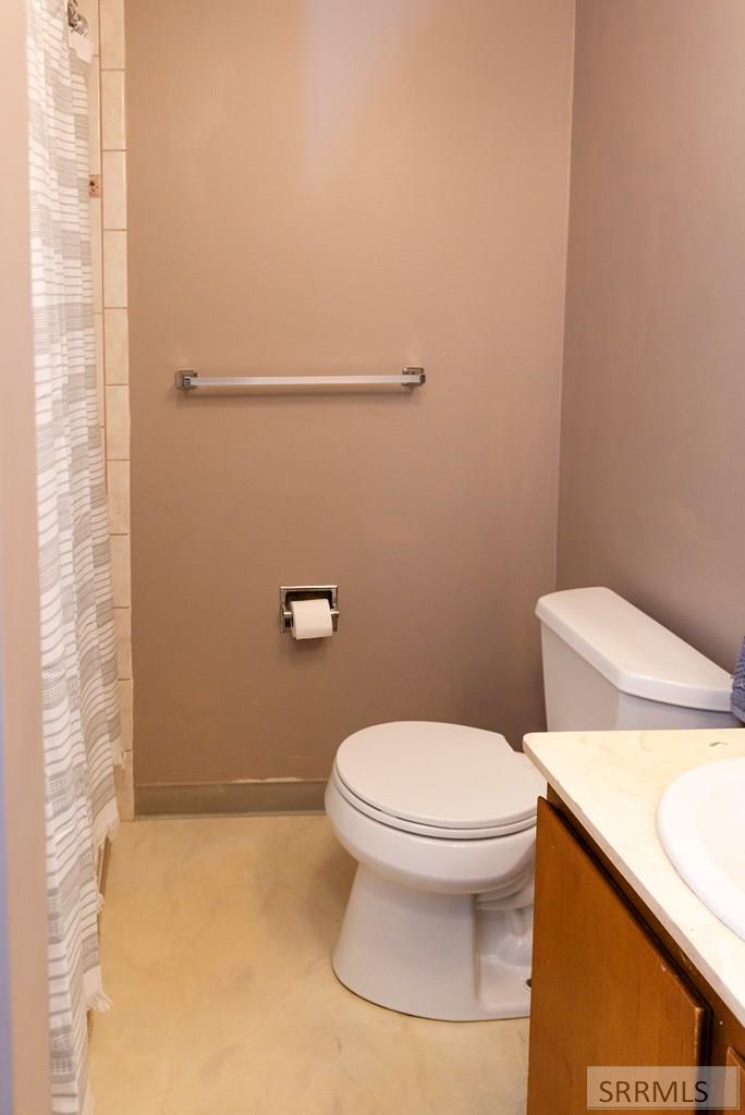 220 N Fanning Avenue # 33 Property Photo 11