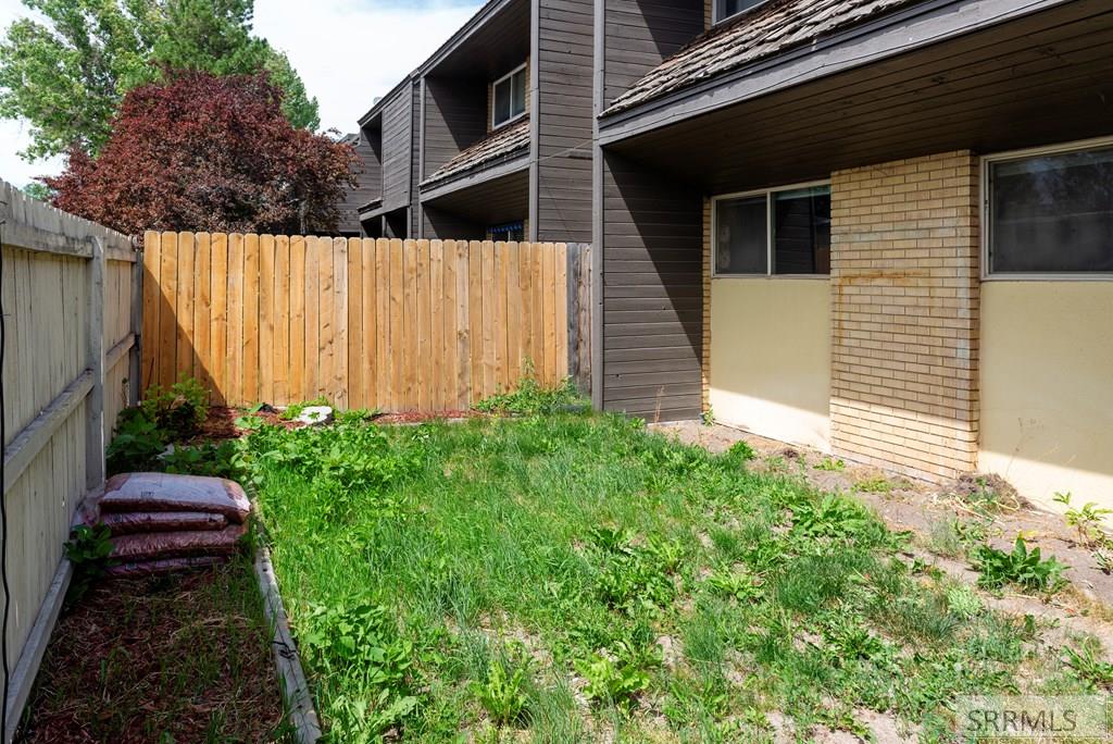 220 N Fanning Avenue # 33 Property Photo 21