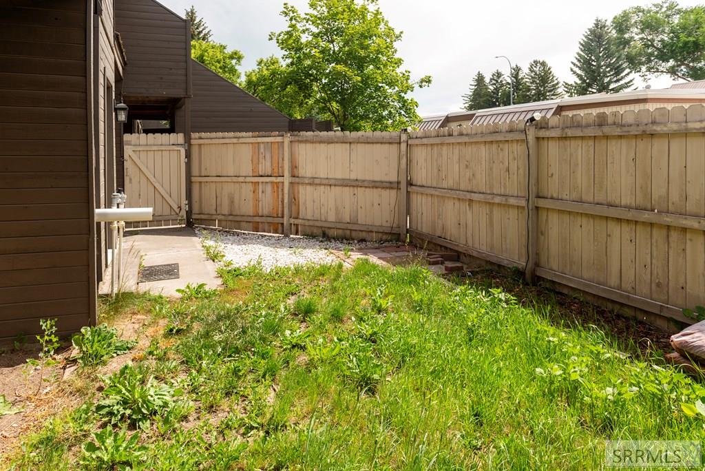 220 N Fanning Avenue # 33 Property Photo 22